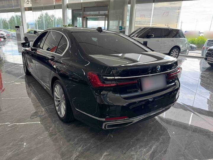 7 Series 2019 Facelift 730Li Luxury photo 3