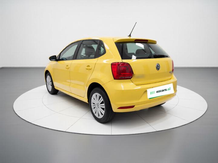Polo 2016 1.6L AT Comfort photo 4