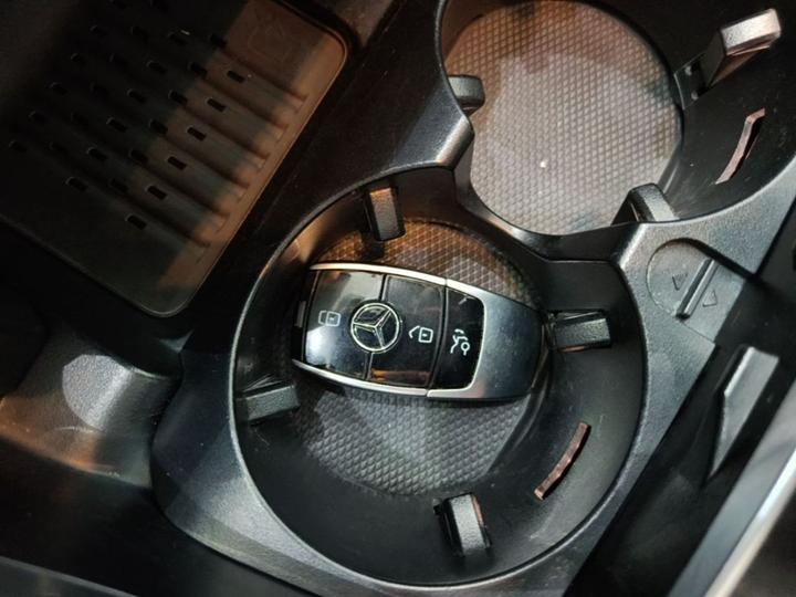 E-Class 2018 Facelift E 200 L Sport 4MATIC photo 8