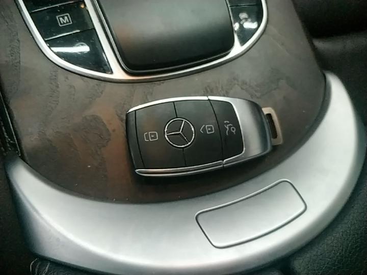 GLC 2020 GLC 260 L 4MATIC Luxury photo 8