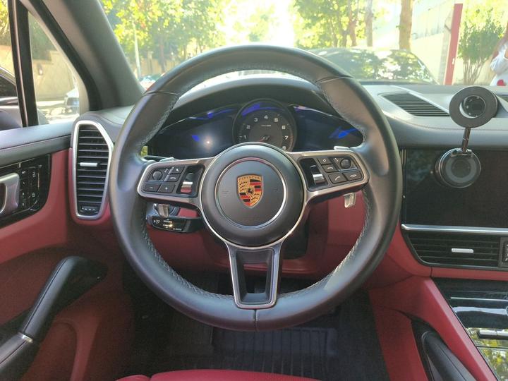 2018 Cayenne 3.0T photo 7