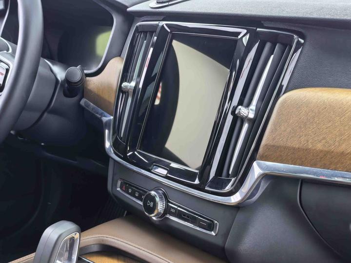 S90 2024 B5 Luxury photo 4