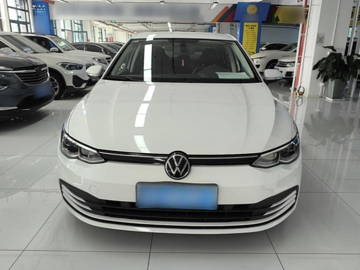 Golf 2023 200TSI DSG photo 2