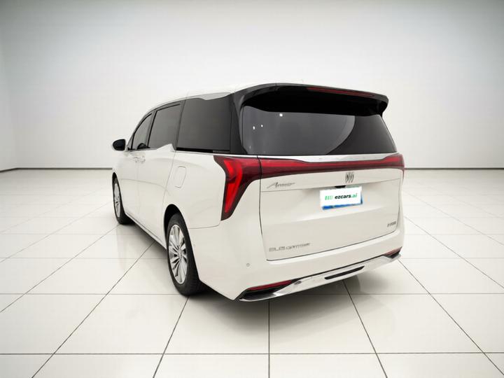 2023 2.0T 7-Seater photo 4