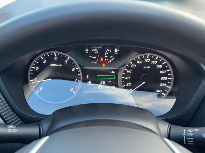 2021 1.6L CVT photo 8
