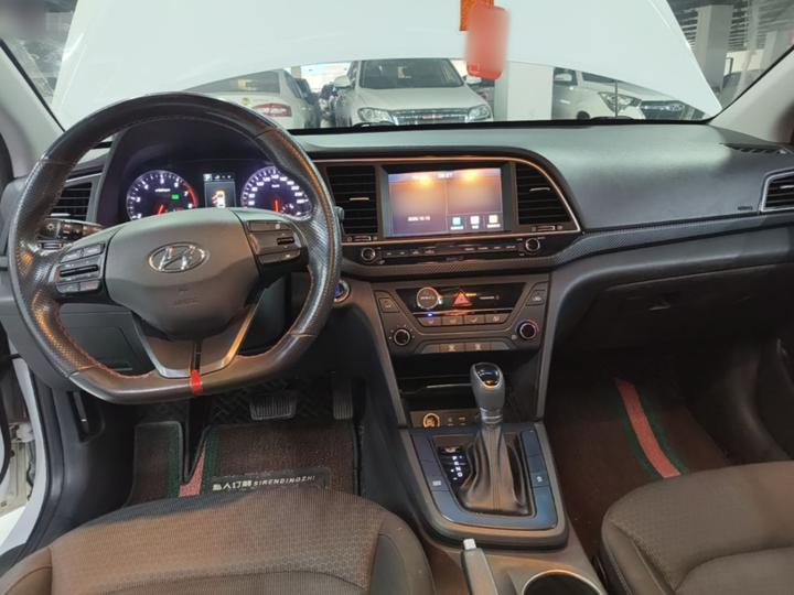 Elantra 2018 1.4T DCT photo 5