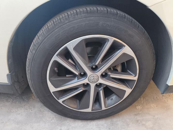 D60 2019 1.6L XL CVT China VI photo 8