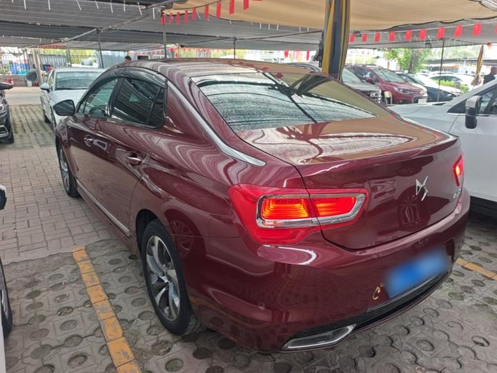 5LS 2018 30THP Premium photo 4