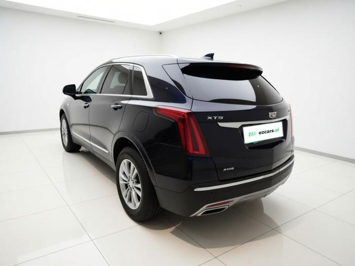 XT5 2021 28T Luxury photo 4