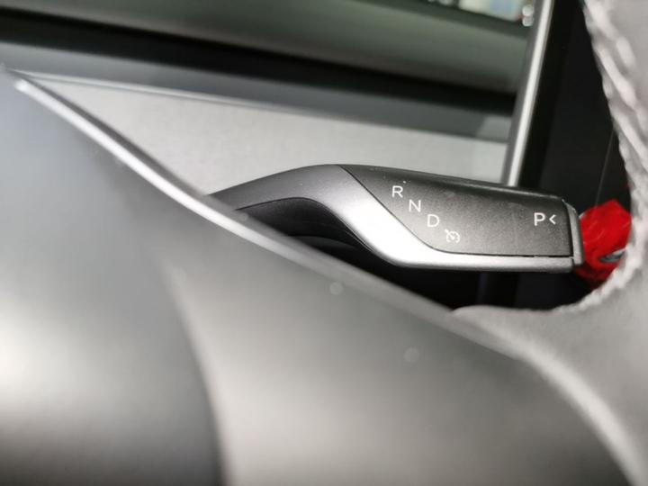 Model Y 2023 RWD photo 5