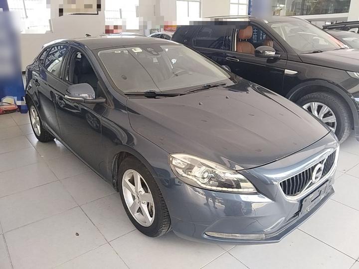 V40 2017 T3 photo 3