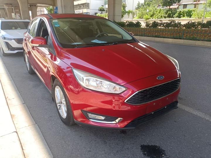 Focus 2015 Hatchback 1.6L AT photo 3