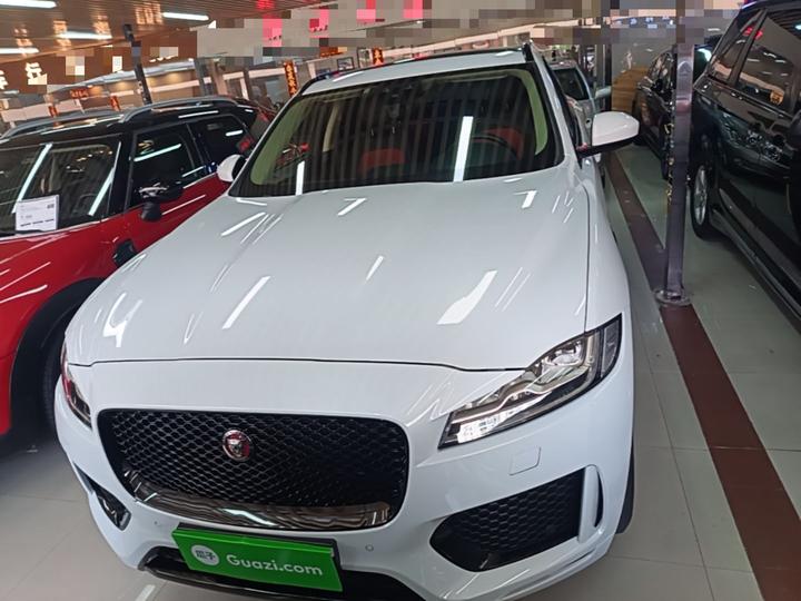 F-PACE 2020 2.0T photo 2