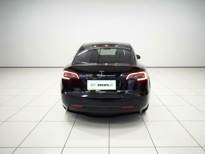 Model Y 2023 RWD photo 5