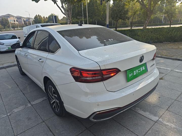 Lavida 2023 1.5L AT photo 4