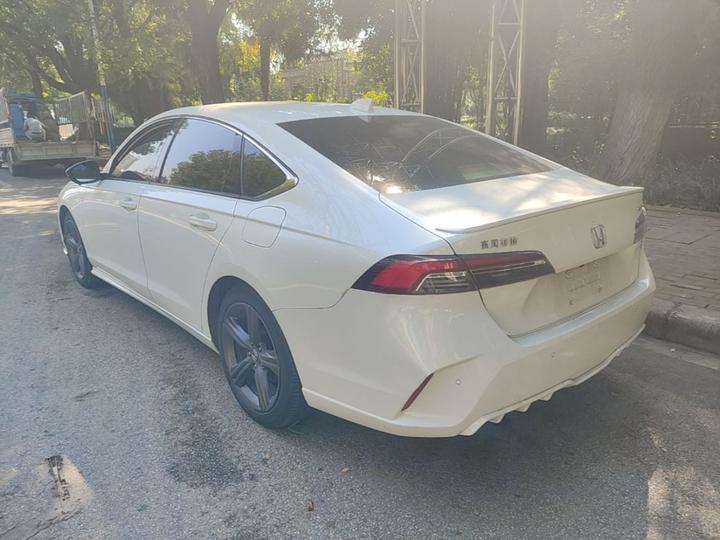 2023 260TURBO photo 4
