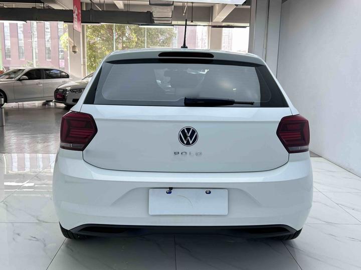 Polo 2023 Facelift Plus 1.5L AT photo 3