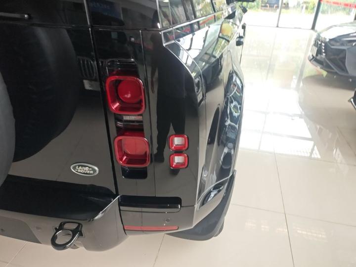 Defender 2023 Facelift 110 3.0T P400 X-DYNAMIC HSE photo 7