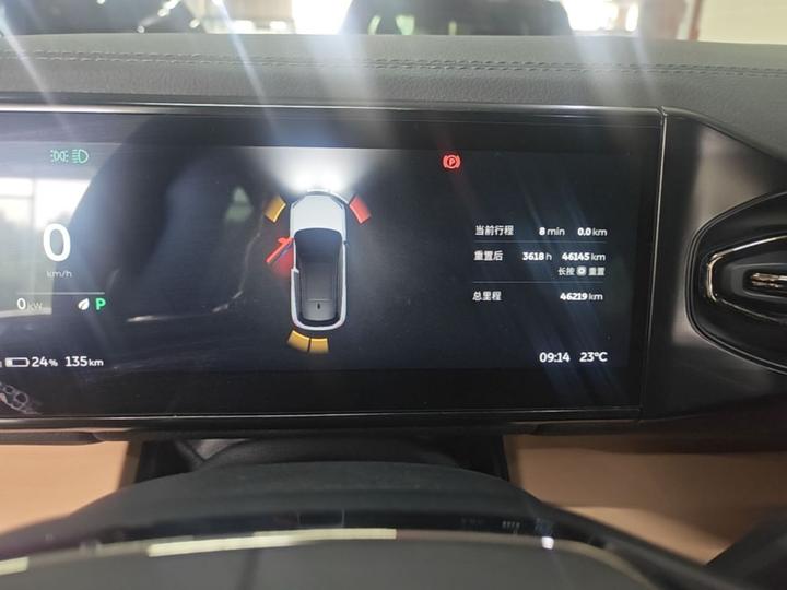 ES6 2020 600KM Sport photo 3