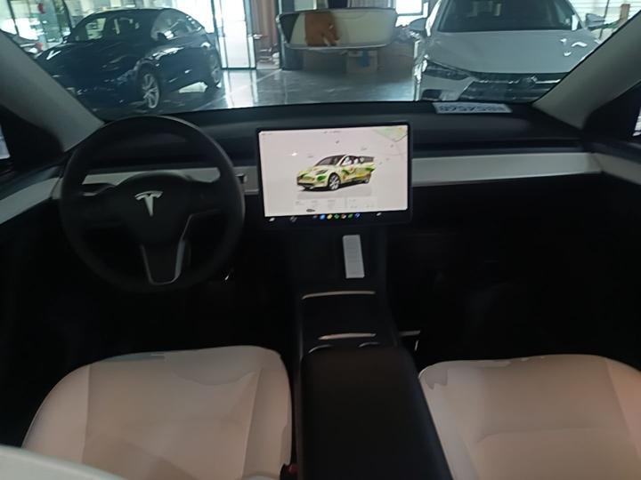 Model Y 2022 Facelift Long Range AWD photo 5