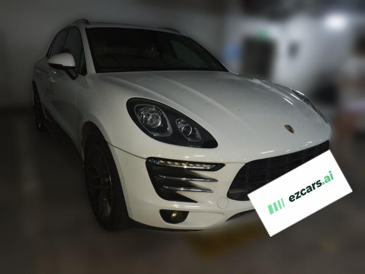 2014 Macan 2.0T photo 3