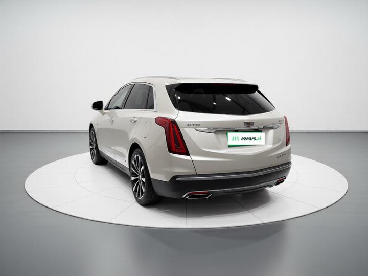 XT5 2020 28T Luxury photo 4