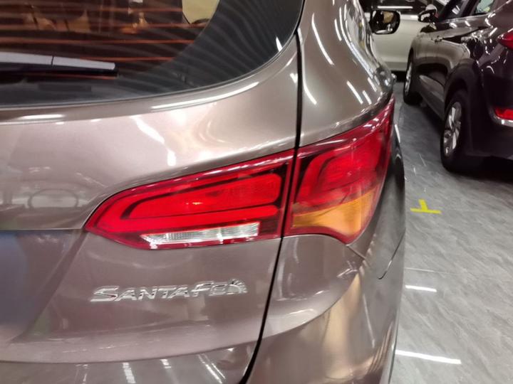 Santa Fe 2017 2.0T AT RWD Smart 7-Seater photo 7