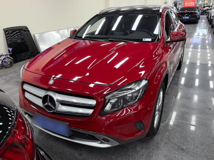 GLA 2015 GLA 200 Dynamic photo 2