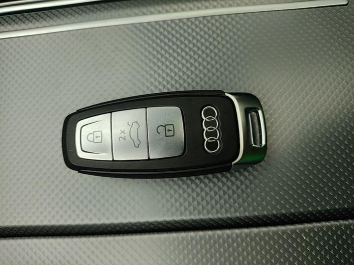 A6L 2025 Facelift 45 TFSI Dynamic photo 8