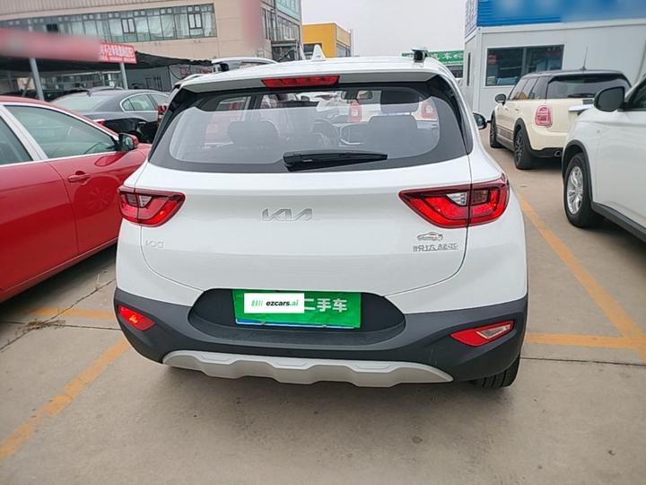 Stonic 2026 1.4L AT photo 3