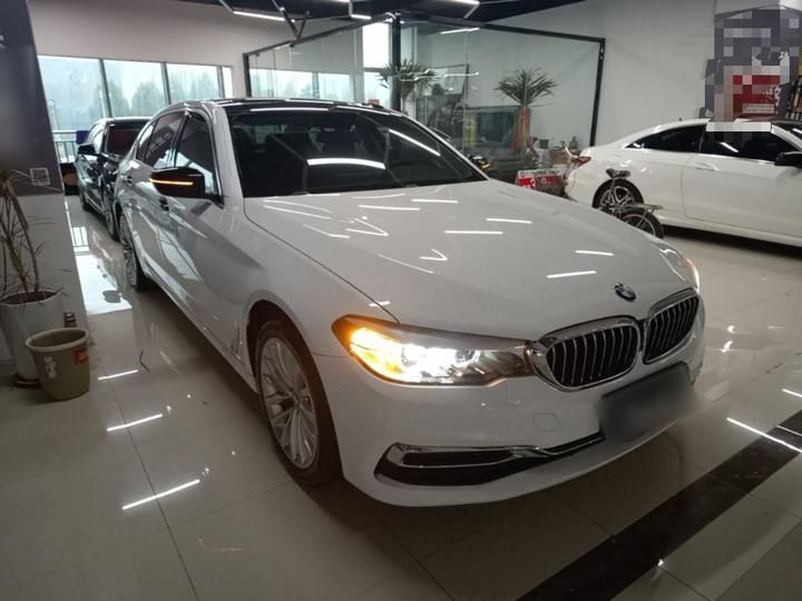 5 Series 2019 Facelift 525Li Luxury photo 3