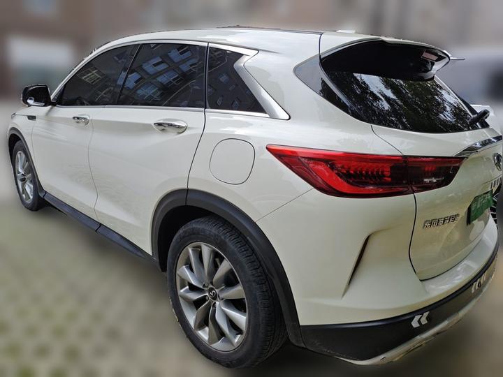QX50 2020 Facelift 2.0T RWD photo 4