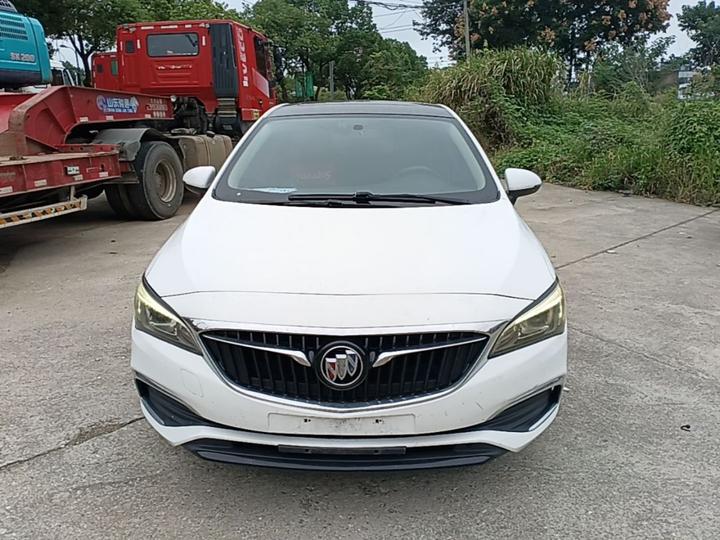Verano 2018 Sedan 15S AT Progressive photo 2