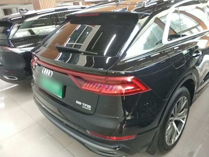 Q8 2019 55 TFSI Dynamic photo 3