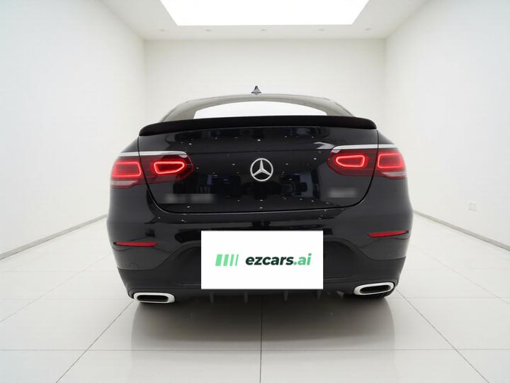 GLC Coupe 2022 Facelift GLC 260 4MATIC Coupe SUV photo 5