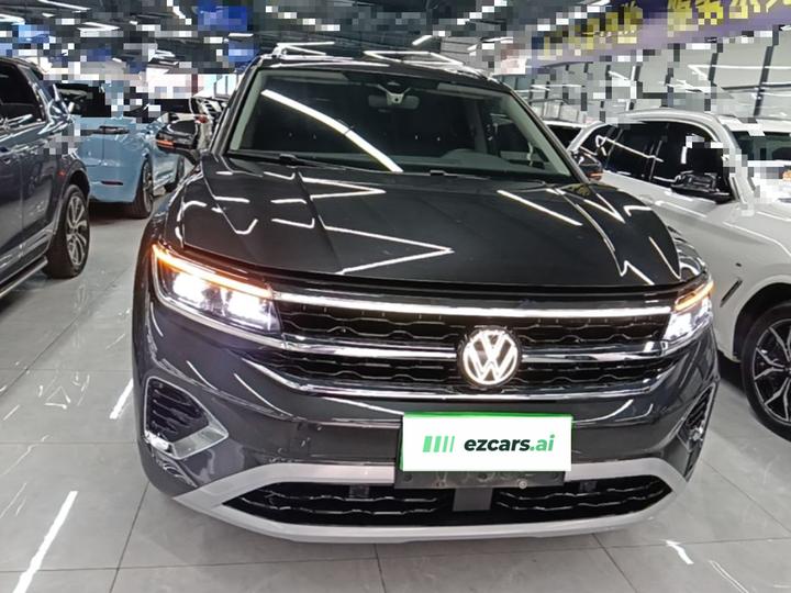 2023 Facelift 530TSI AWD Flagship Pro 6-Seater photo 2