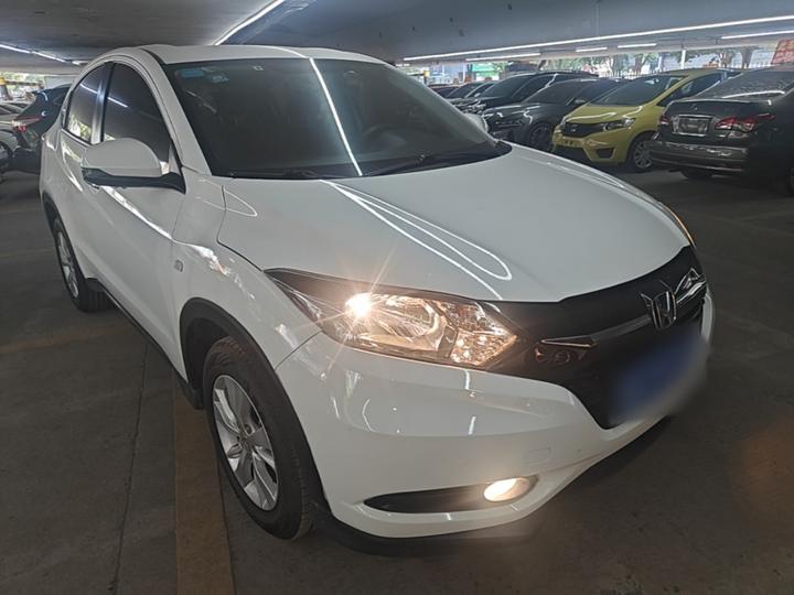 Vezel 2015 1.8L CVT RWD Elite photo 3
