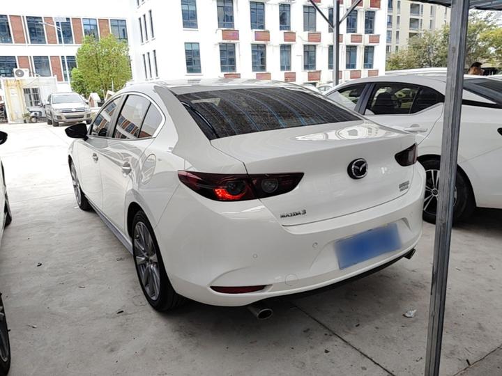 3 Axela 2020 2.0L AT photo 4