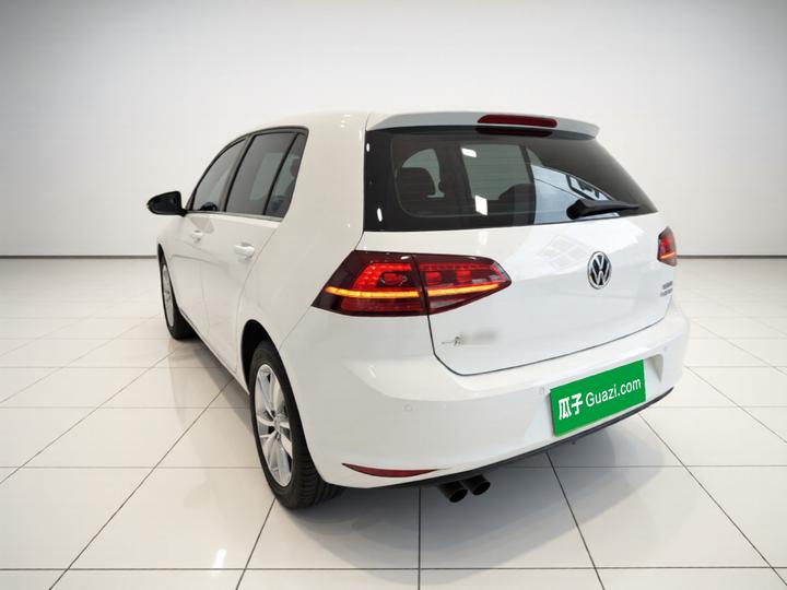 Golf 2017 230TSI AT Comfort Anniversary Edition photo 4