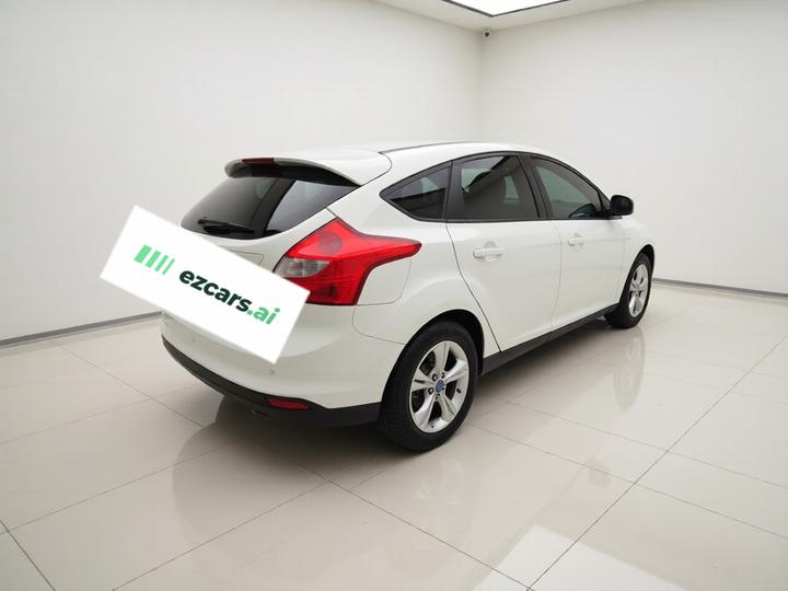 Focus 2012 Hatchback 1.6L AT photo 6