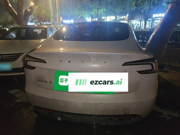 Model 3 2025 RWD photo 5