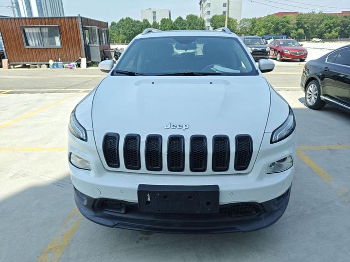 Cherokee 2016 2.4L Leading photo 2