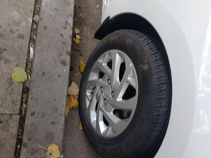 2020 1.4L CVT GLS photo 8