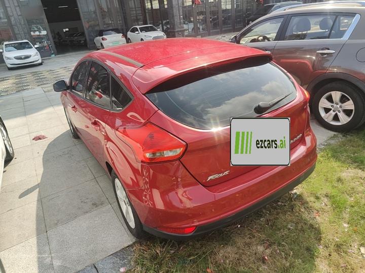 Focus 2017 Hatchback 1.6L AT Comfort photo 4