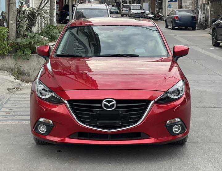 3 Axela 2016 Hatchback 2.0L AT Flagship photo 2