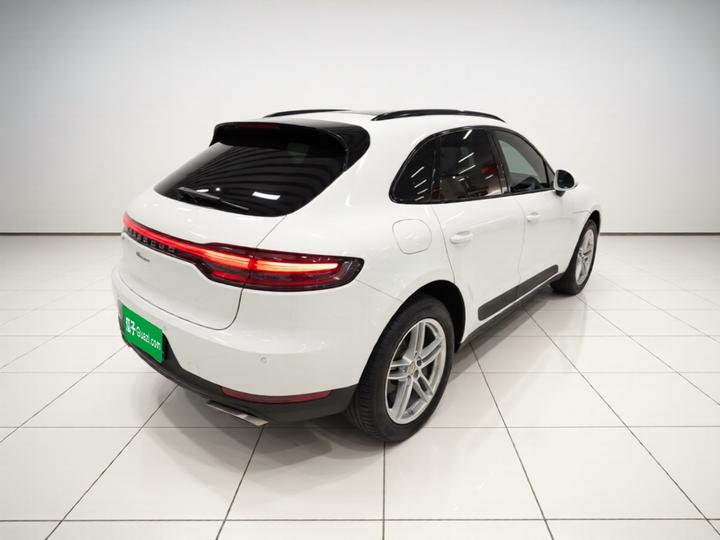 2018 Macan 2.0T photo 6