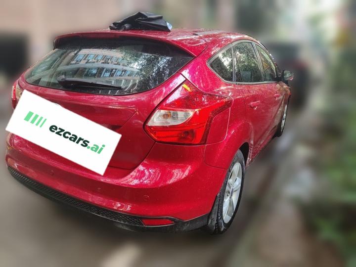 Focus 2012 Hatchback 1.6L AT photo 6