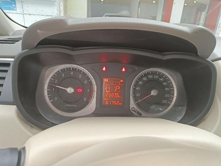 D50 2014 1.6L AT photo 3