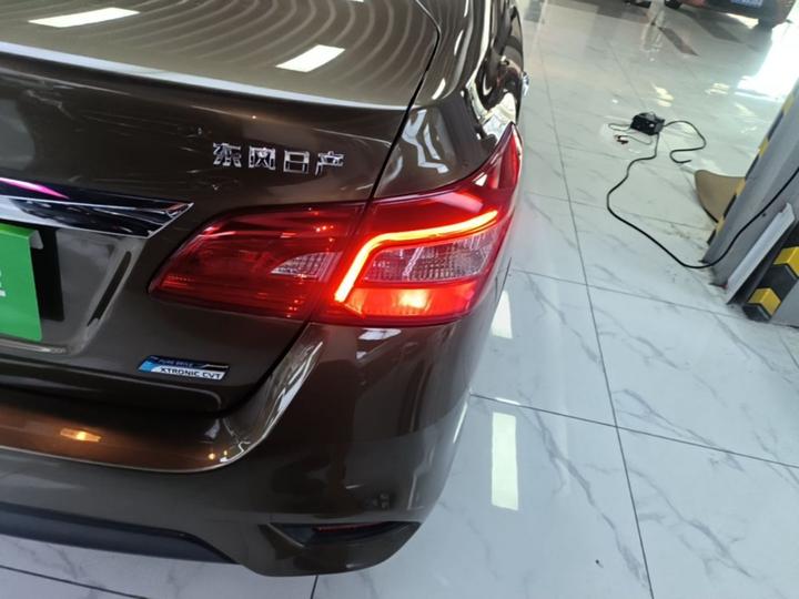 Sylphy 2016 1.6XV CVT Smart photo 7