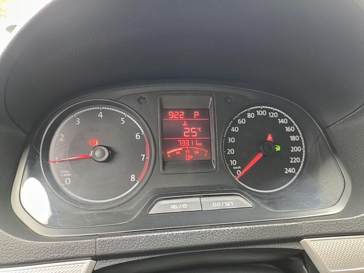2017 1.5L AT Comfort photo 3